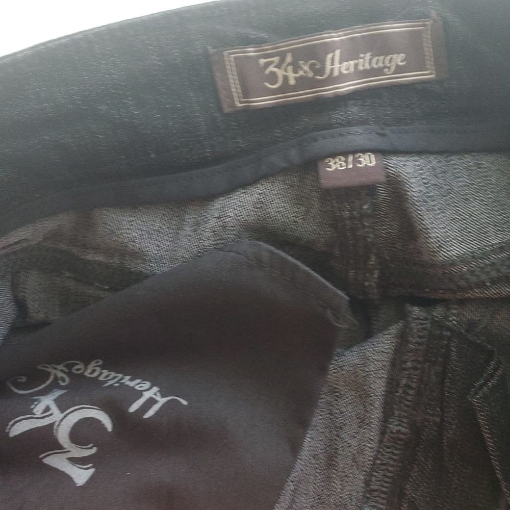 34 Heritage - Size 38/30 Relaxed Straight Black Jeans - Picture 10 of 13